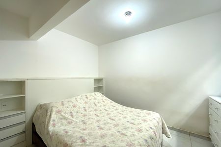 Apartamento à venda com 335m², 4 quartos e 1 vaga Apartamento à venda com 335m², 4 quartos e 1 vagaSuite 2