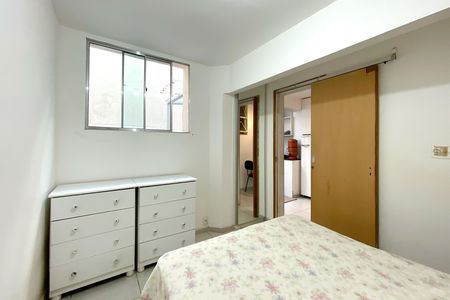 Apartamento à venda com 335m², 4 quartos e 1 vaga Apartamento à venda com 335m², 4 quartos e 1 vagaSuite 2