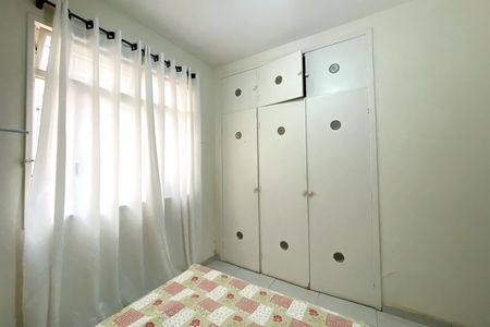 Apartamento à venda com 335m², 4 quartos e 1 vaga Apartamento à venda com 335m², 4 quartos e 1 vagaQuarto 2