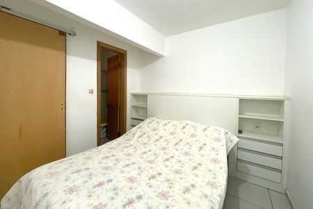 Apartamento à venda com 335m², 4 quartos e 1 vaga Apartamento à venda com 335m², 4 quartos e 1 vagaSuite 2
