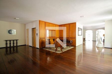 Apartamento à venda com 133m², 3 quartos e 1 vagaHall Social