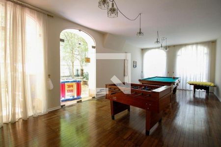 Apartamento à venda com 133m², 3 quartos e 1 vagaÁrea Comum - Salão de Jogos