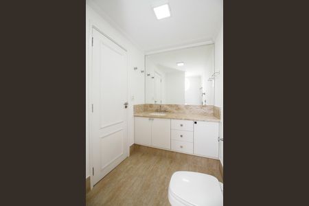 Apartamento à venda com 133m², 3 quartos e 1 vagaBanheiro da Suíte