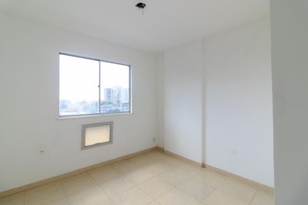 Quarto 1 de apartamento para alugar com 2 quartos, 46m² em Madureira, Rio de Janeiro