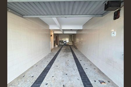 Casa à venda com 100m², 4 quartos e 2 vagasGaragem