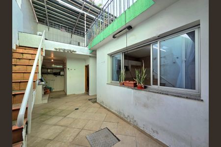Casa à venda com 100m², 4 quartos e 2 vagasÁrea de Serviço - Primeiro Andar
