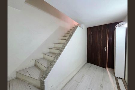 Casa à venda com 100m², 4 quartos e 2 vagasHall de entrada