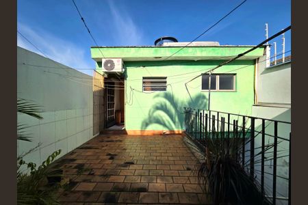 Casa à venda com 100m², 4 quartos e 2 vagasÁrea de Serviço - Segundo Andar