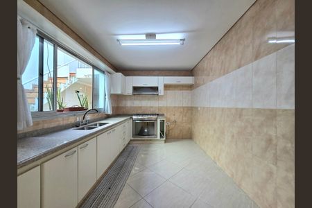Casa à venda com 100m², 4 quartos e 2 vagasCozinha