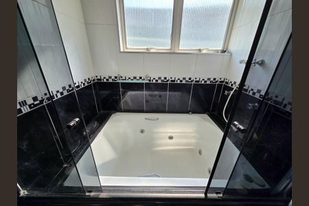 Casa à venda com 100m², 4 quartos e 2 vagasBanheiro Social
