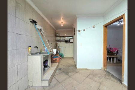 Casa à venda com 100m², 4 quartos e 2 vagasÁrea de Serviço - Primeiro Andar