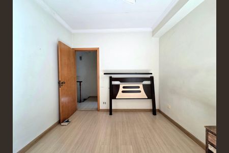 Casa à venda com 100m², 4 quartos e 2 vagasSuíte 2