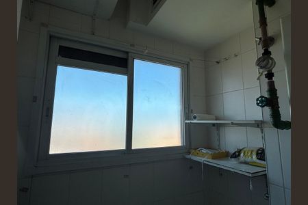 Apartamento à venda com 64m², 2 quartos e 1 vagaÁrea de Serviço