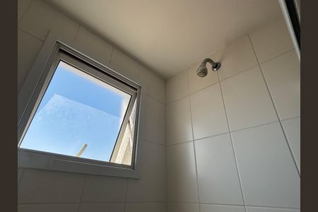 Apartamento à venda com 64m², 2 quartos e 1 vagaBanheiro Social