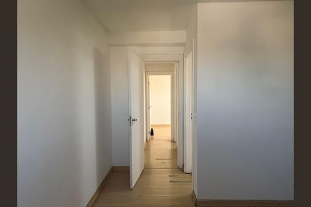 Apartamento à venda com 64m², 2 quartos e 1 vagaCorredor
