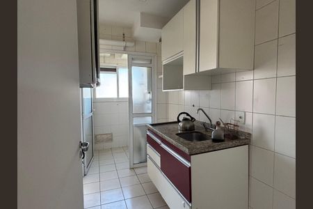 Apartamento à venda com 64m², 2 quartos e 1 vagaCozinha