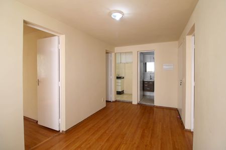 Sala de apartamento para alugar com 3 quartos, 50m² em Parque Munhoz, São Paulo