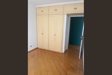 Apartamento para alugar com 169m², 3 quartos e 2 vagasQuarto
