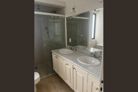 Apartamento para alugar com 169m², 3 quartos e 2 vagasBanheiro
