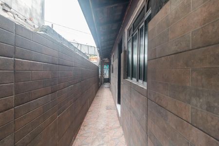 Casa para alugar com 60m², 1 quarto e sem vaga Casa para alugar com 60m², 1 quarto e sem vagaCorredor