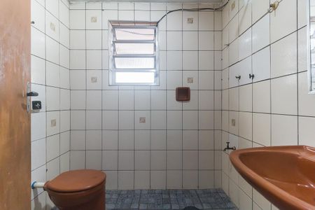Casa para alugar com 60m², 1 quarto e sem vaga Casa para alugar com 60m², 1 quarto e sem vagaBanheiro