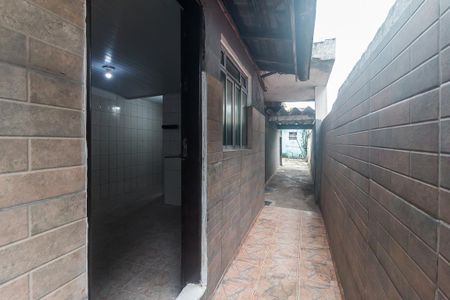 Casa para alugar com 60m², 1 quarto e sem vaga Casa para alugar com 60m², 1 quarto e sem vagaEntrada