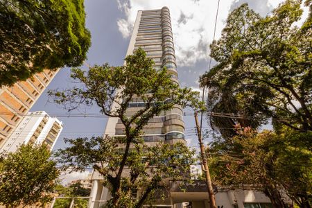 Apartamento para alugar com 200m², 3 quartos e 4 vagasFachada