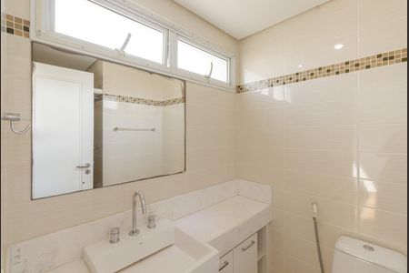 Apartamento para alugar com 200m², 3 quartos e 4 vagasBanheiro da Suíte 2