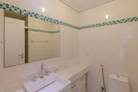 Apartamento para alugar com 200m², 3 quartos e 4 vagasBanheiro da Suíte 1