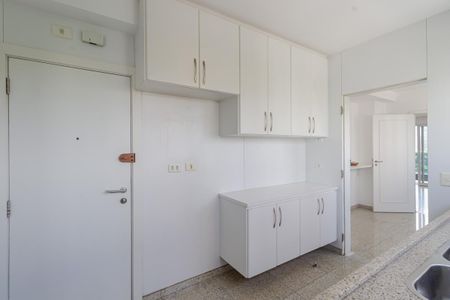 Apartamento para alugar com 200m², 3 quartos e 4 vagasCozinha