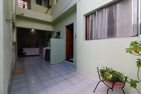 Casa à venda com 173m², 5 quartos e 4 vagasÁrea de Serviço