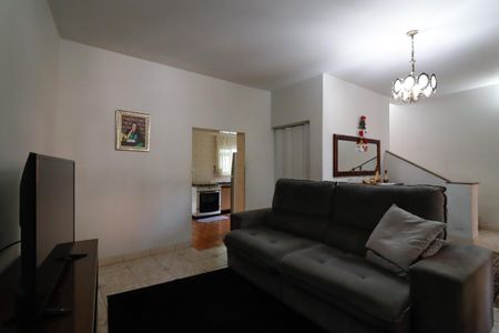 Sala de casa à venda com 5 quartos, 173m² em Vila Ré, São Paulo