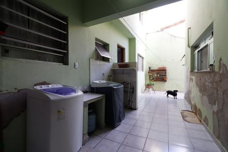 Casa à venda com 173m², 5 quartos e 4 vagasÁrea de Serviço