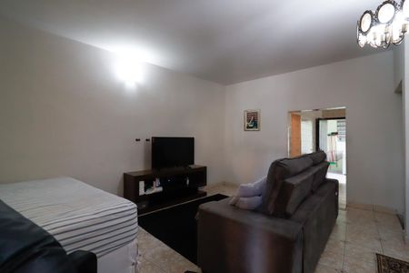 Sala de casa à venda com 5 quartos, 173m² em Vila Ré, São Paulo