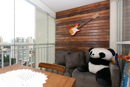 Apartamento à venda com 98m², 2 quartos e 2 vagas Apartamento à venda com 98m², 2 quartos e 2 vagasVaranda gourmet