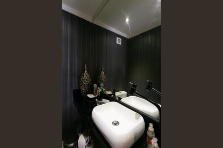 Apartamento à venda com 98m², 2 quartos e 2 vagas Apartamento à venda com 98m², 2 quartos e 2 vagasLavabo