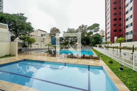 Apartamento à venda com 98m², 2 quartos e 2 vagas Apartamento à venda com 98m², 2 quartos e 2 vagasÁrea comum - Piscina