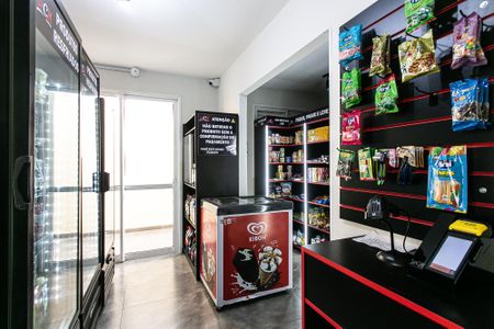 Apartamento à venda com 98m², 2 quartos e 2 vagas Apartamento à venda com 98m², 2 quartos e 2 vagasÁrea comum - Mercado