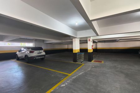 Apartamento para alugar com 57m², 1 quarto e 1 vaga Apartamento para alugar com 57m², 1 quarto e 1 vagaGaragem
