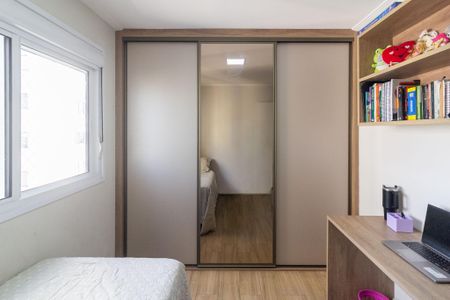 Apartamento à venda com 81m², 3 quartos e 1 vagaQuarto 2