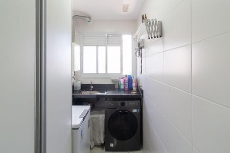 Apartamento à venda com 81m², 3 quartos e 1 vagaÁrea de Serviço
