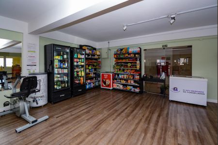 Apartamento para alugar com 54m², 2 quartos e 1 vagaMinimercado 