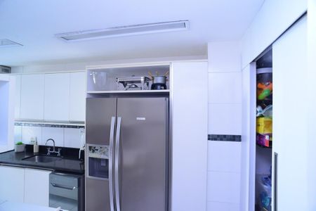 Apartamento para alugar com 135m², 3 quartos e 2 vagasCozinha