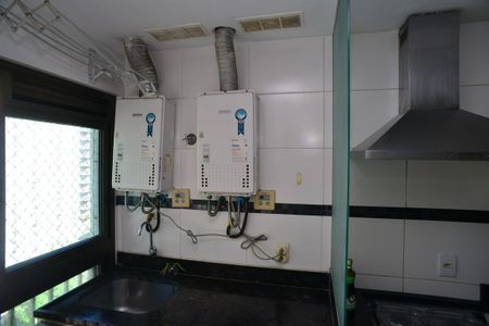 Apartamento para alugar com 135m², 3 quartos e 2 vagasÁrea de Serviço