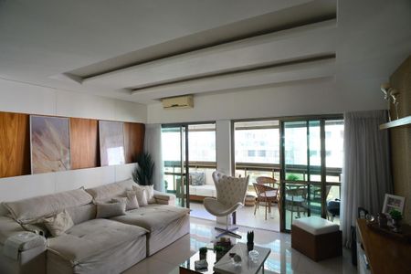 Sala de apartamento para alugar com 3 quartos, 135m² em Barra da Tijuca, Rio de Janeiro