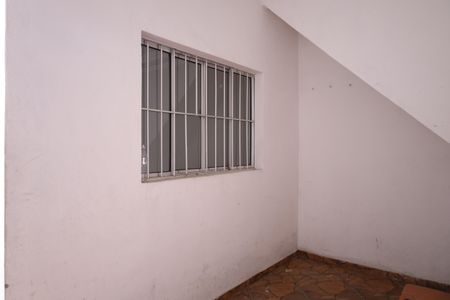 Casa para alugar com 100m², 1 quarto e sem vagaQuintal