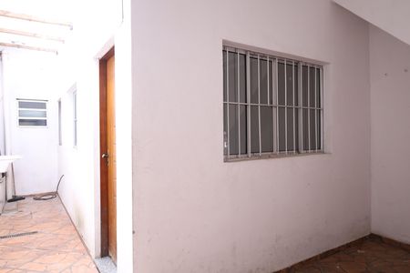 Casa para alugar com 100m², 1 quarto e sem vagaQuintal