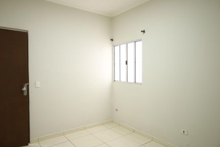 Quarto de casa para alugar com 1 quarto, 100m² em Jardim Marilu, São Paulo