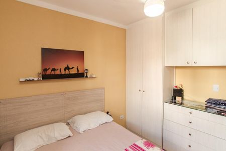 Quarto 2 de apartamento para alugar com 2 quartos, 43m² em Vila Nelson, São Paulo