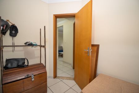 Quarto 1 de apartamento à venda com 2 quartos, 80m² em Centro, Contagem